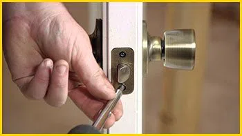 Metro Locksmith Services Seattle, WA 206-801-9923 Metro Locksmith Services Seattle, WA 206-801-9923 - 14-install-new-lock